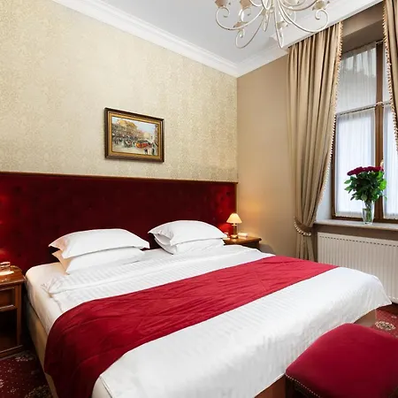 Chopin Hotel Lviv