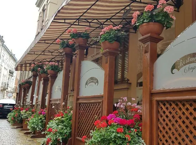 Готель шопен