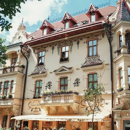 Chopin Hotell Lviv